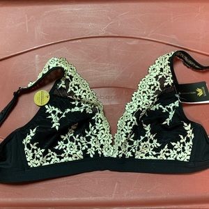 NWT Wacoal Black lace bra - 38C